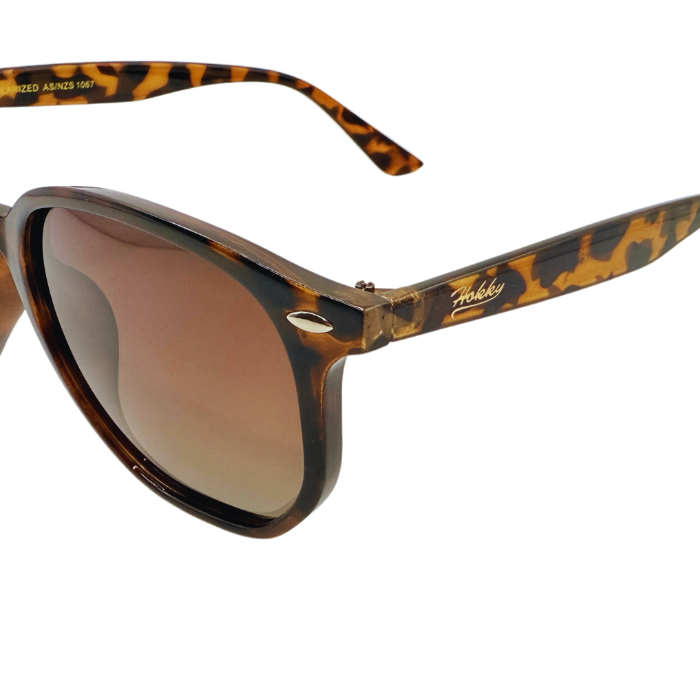 LIFESTYLE SUNGLASSES CLASSIC OVAL EYE CAT UV400 (HK24115)